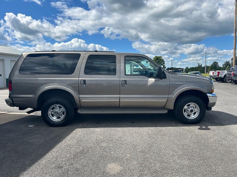 Ford Excursion Limited 6.8L 4WD 2002