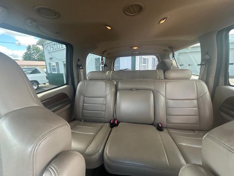Ford Excursion Limited 6.8L 4WD 2002