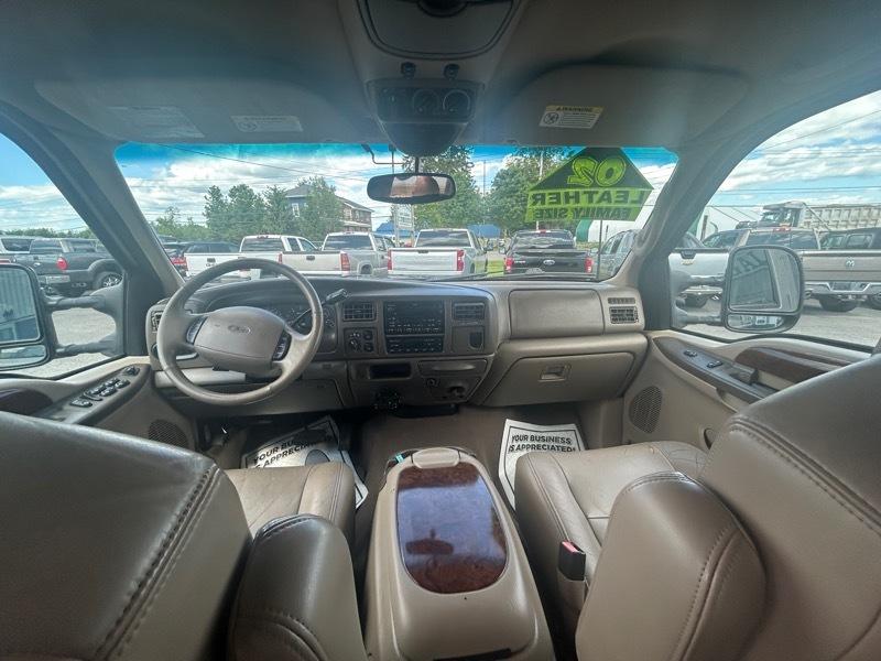 Ford Excursion Limited 6.8L 4WD 2002