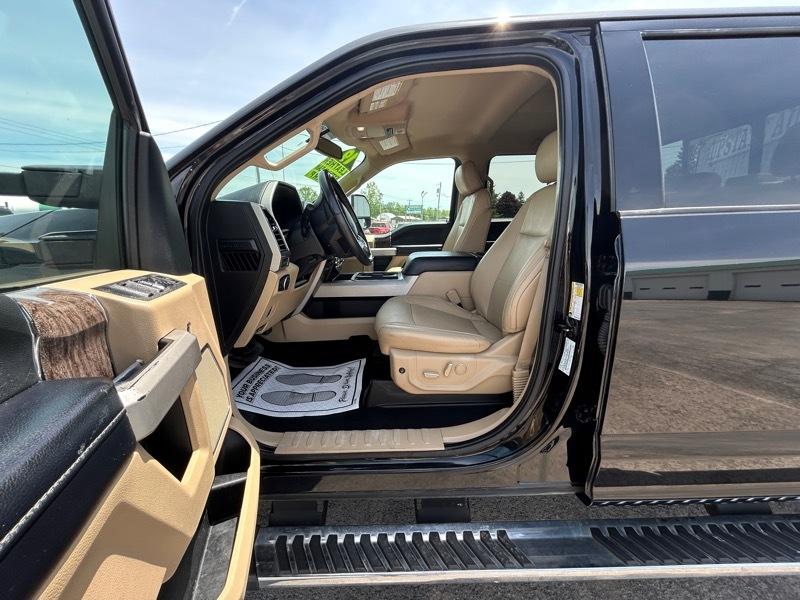 Ford F-250 SD Lariat Crew Cab 4WD 2019