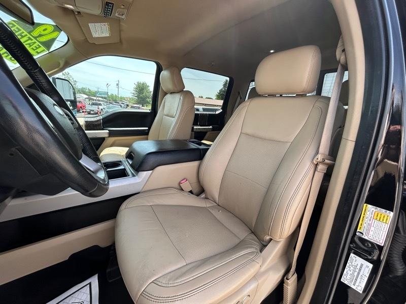 Ford F-250 SD Lariat Crew Cab 4WD 2019