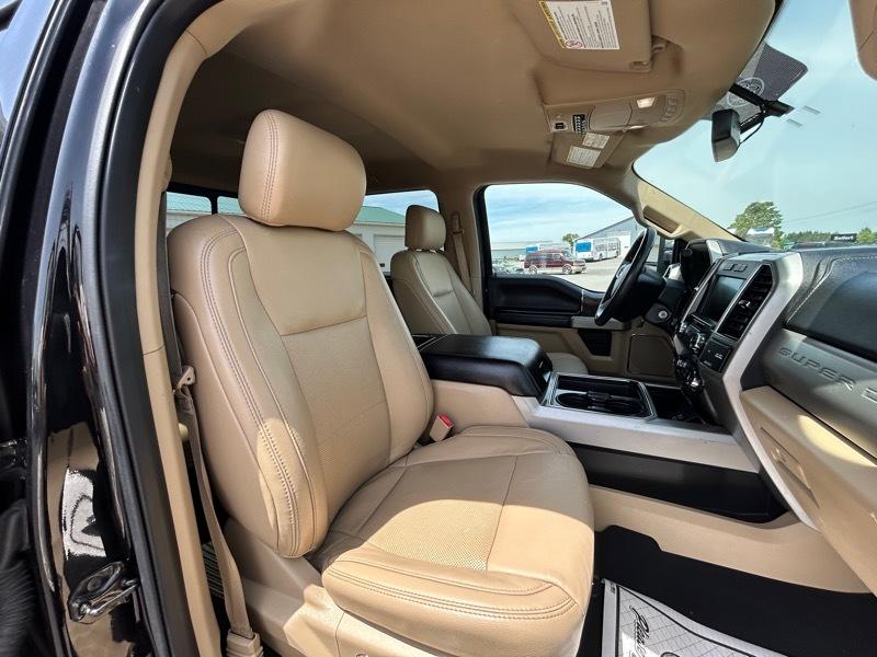 Ford F-250 SD Lariat Crew Cab 4WD 2019