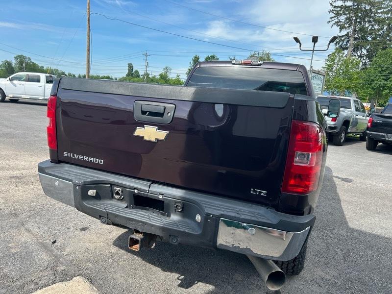 Chevrolet Silverado 2500HD LTZ Crew Cab Std. Box 4WD 2008