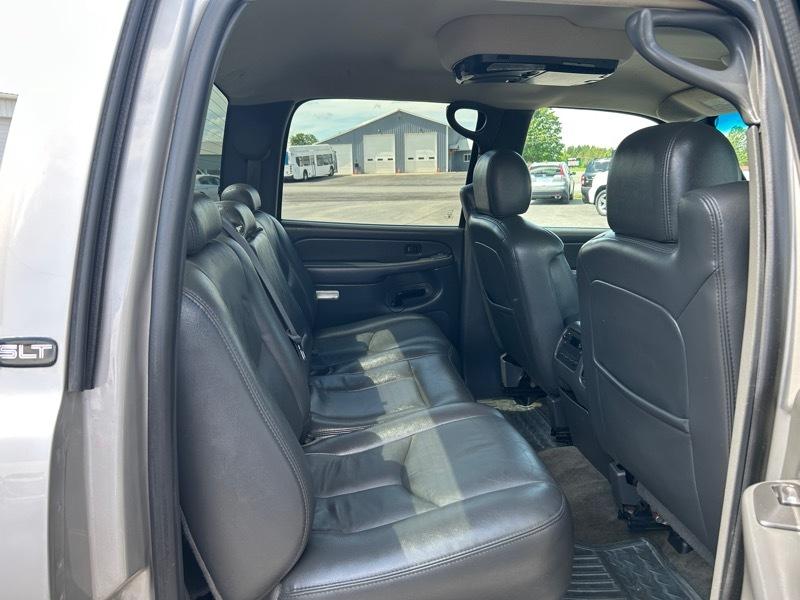 GMC Sierra 2500HD SLT Crew Cab Long Bed 4WD 2005