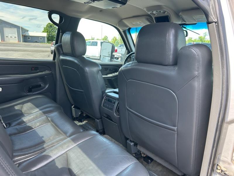 GMC Sierra 2500HD SLT Crew Cab Long Bed 4WD 2005