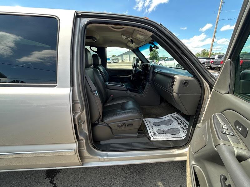 GMC Sierra 2500HD SLT Crew Cab Long Bed 4WD 2005