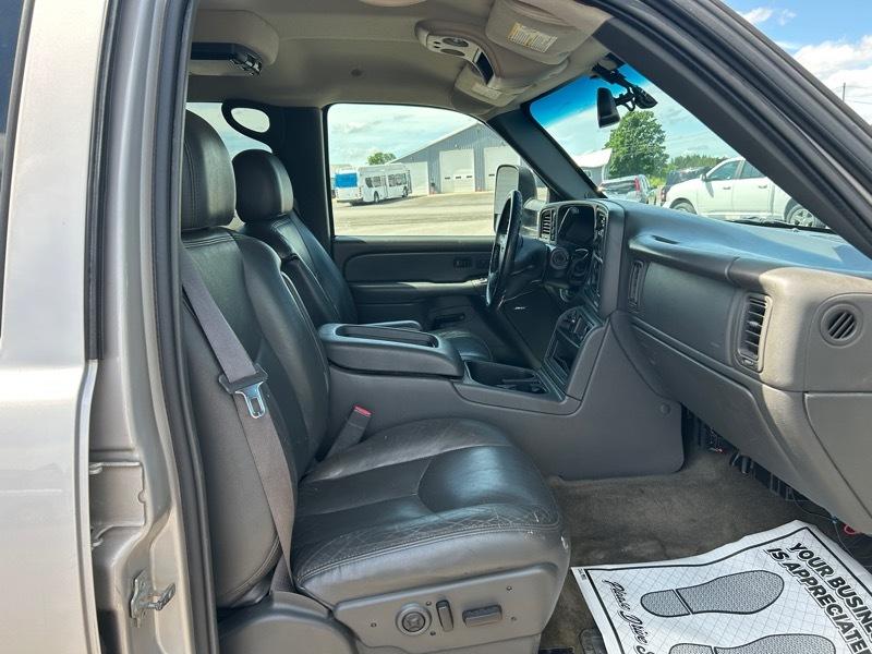 GMC Sierra 2500HD SLT Crew Cab Long Bed 4WD 2005