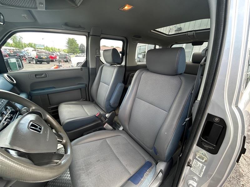 Honda Element EX 4WD 4-spd AT 2005