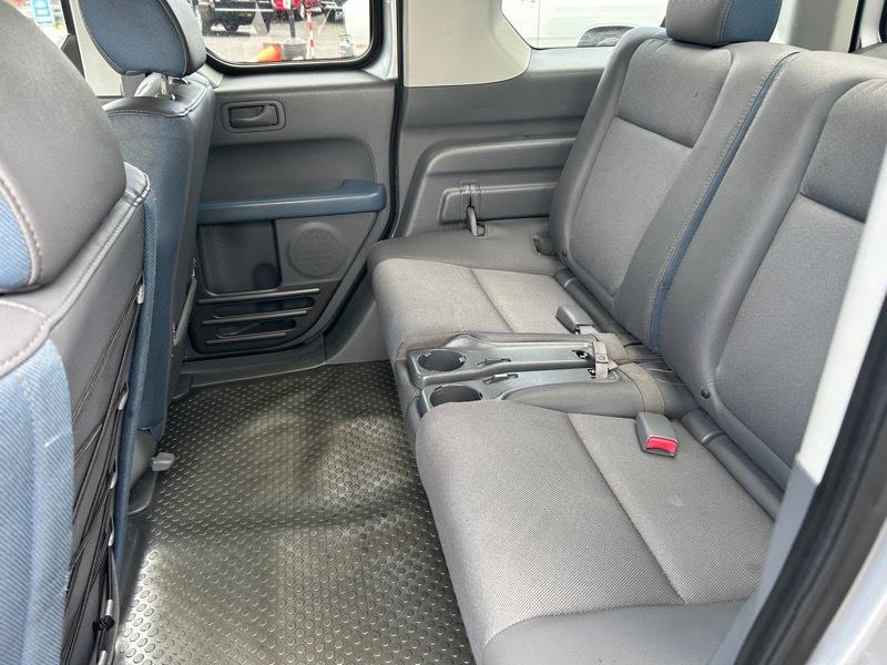 Honda Element EX 4WD 4-spd AT 2005