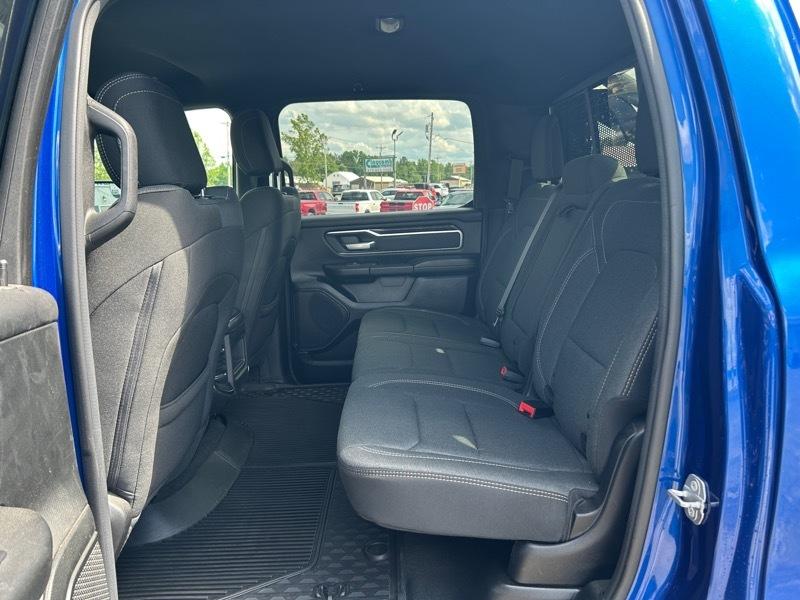 RAM 1500 Big Horn Crew Cab SWB 4WD 2019