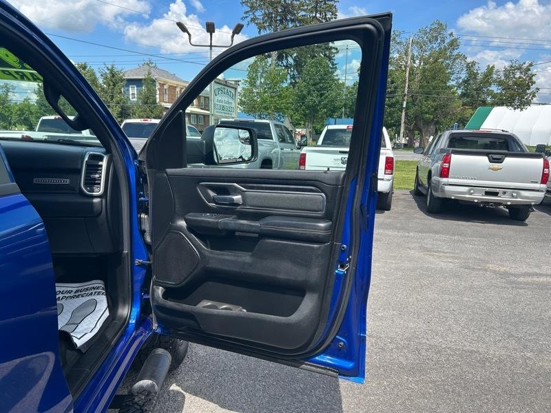 RAM 1500 Big Horn Crew Cab SWB 4WD 2019