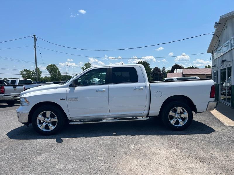 RAM 1500 SLT Crew Cab SWB 4WD 2017