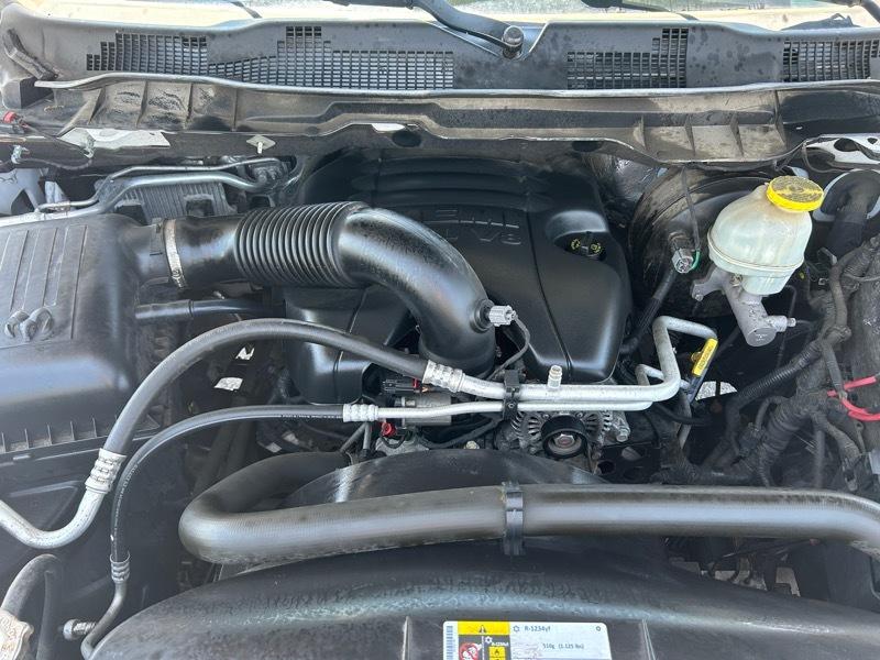 RAM 1500 SLT Crew Cab SWB 4WD 2017