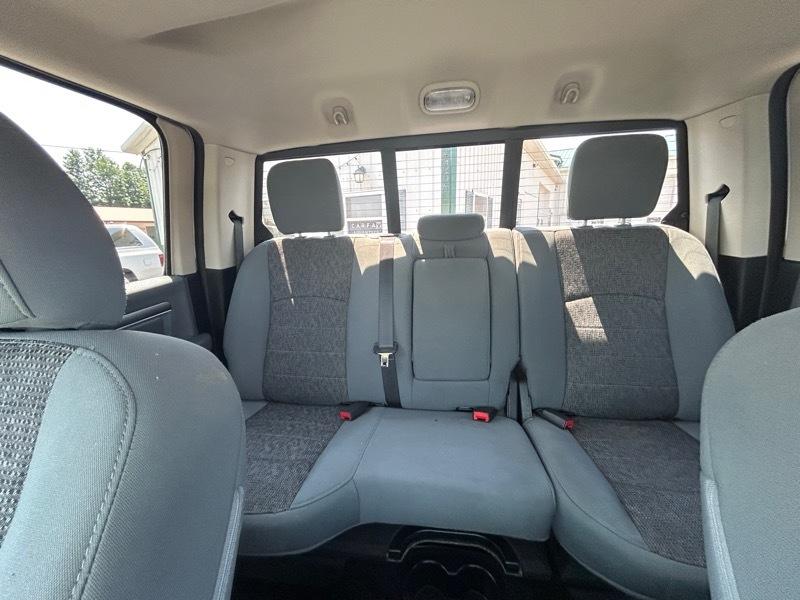 RAM 1500 SLT Crew Cab SWB 4WD 2017