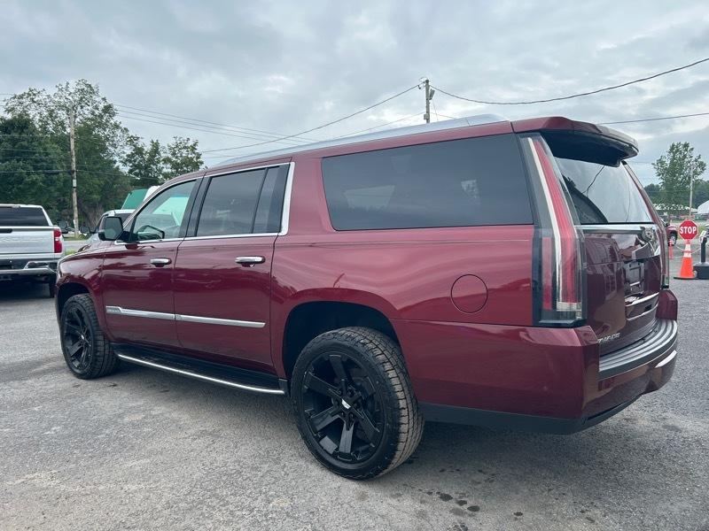 Cadillac Escalade ESV Premium Luxury 4WD 2017