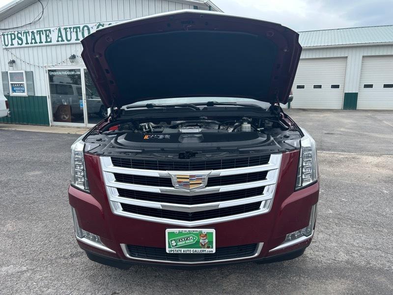Cadillac Escalade ESV Premium Luxury 4WD 2017