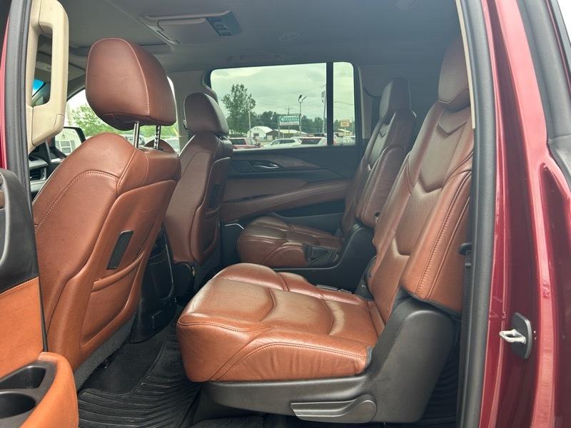 Cadillac Escalade ESV Premium Luxury 4WD 2017