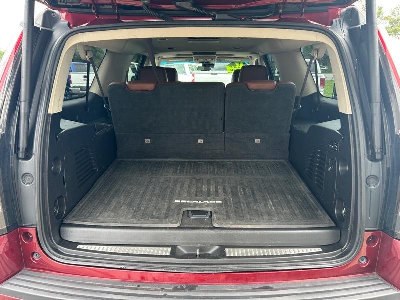 Cadillac Escalade ESV Premium Luxury 4WD 2017