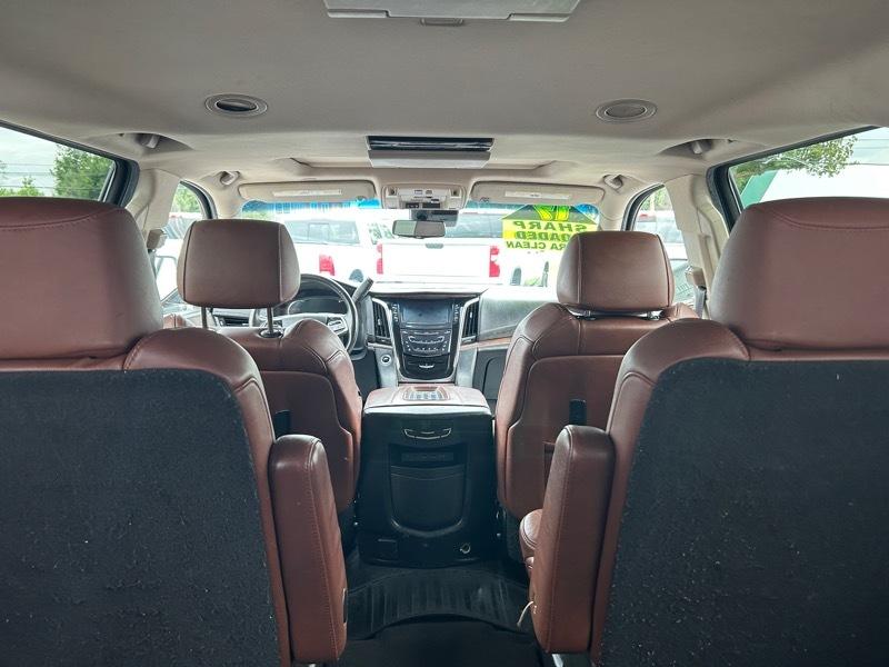 Cadillac Escalade ESV Premium Luxury 4WD 2017