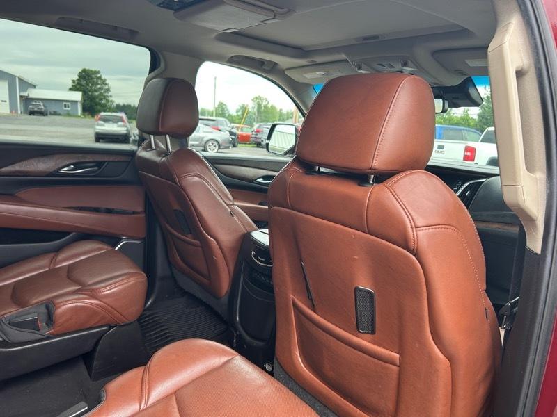 Cadillac Escalade ESV Premium Luxury 4WD 2017