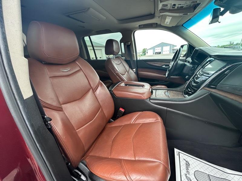 Cadillac Escalade ESV Premium Luxury 4WD 2017