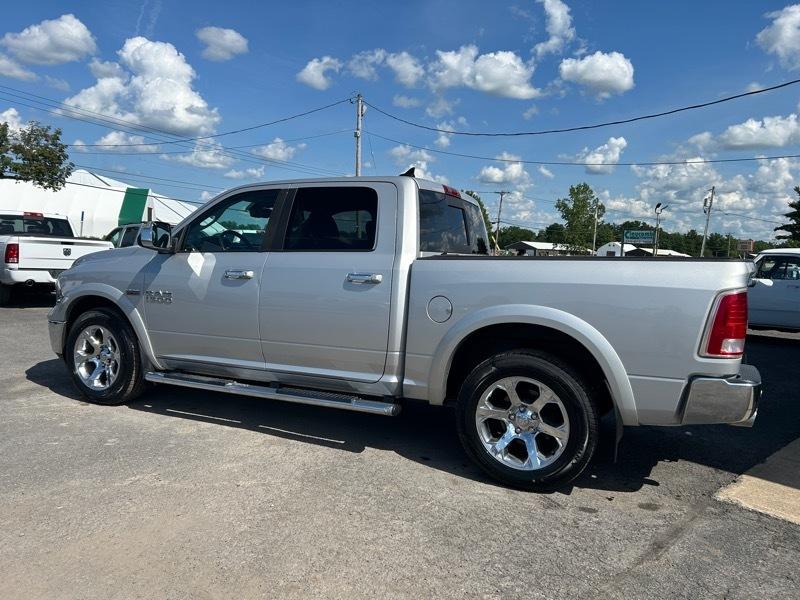 RAM 1500 Laramie Crew Cab SWB 4WD 2014