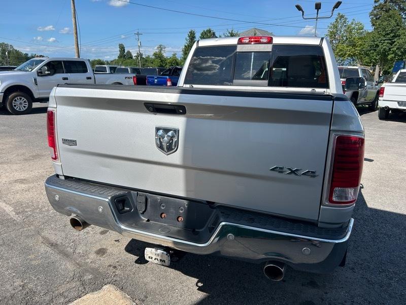 RAM 1500 Laramie Crew Cab SWB 4WD 2014