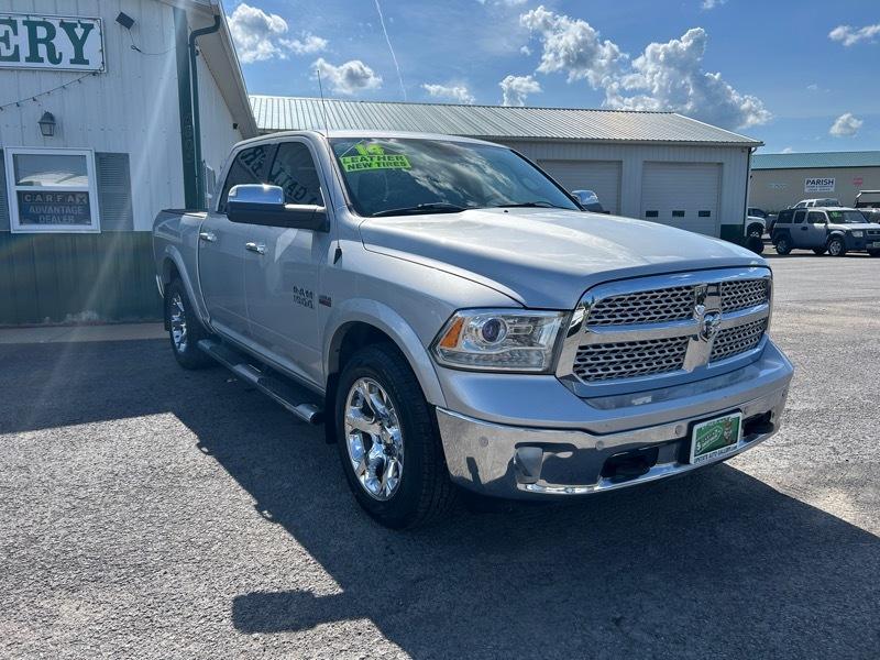 RAM 1500 Laramie Crew Cab SWB 4WD 2014