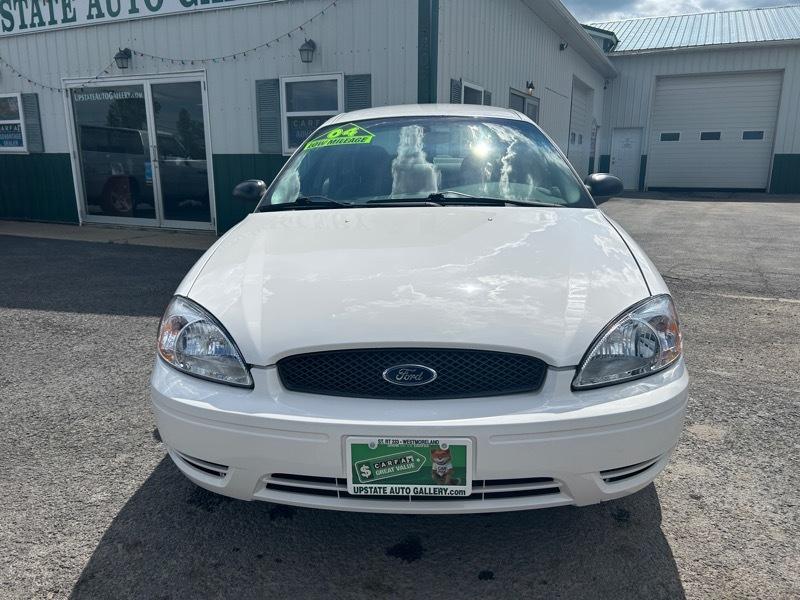 Ford Taurus SE 2004