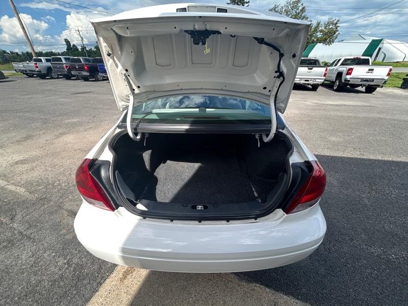 Ford Taurus SE 2004