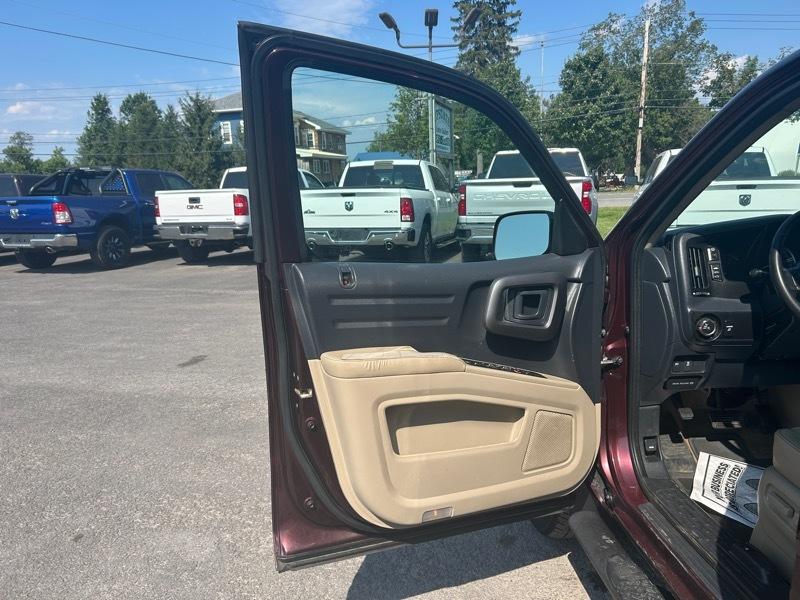 Honda Ridgeline RTL w/ Leather and Navigation 2013