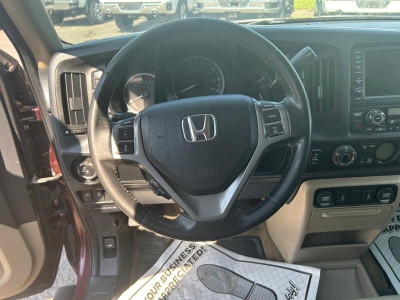 Honda Ridgeline RTL w/ Leather and Navigation 2013