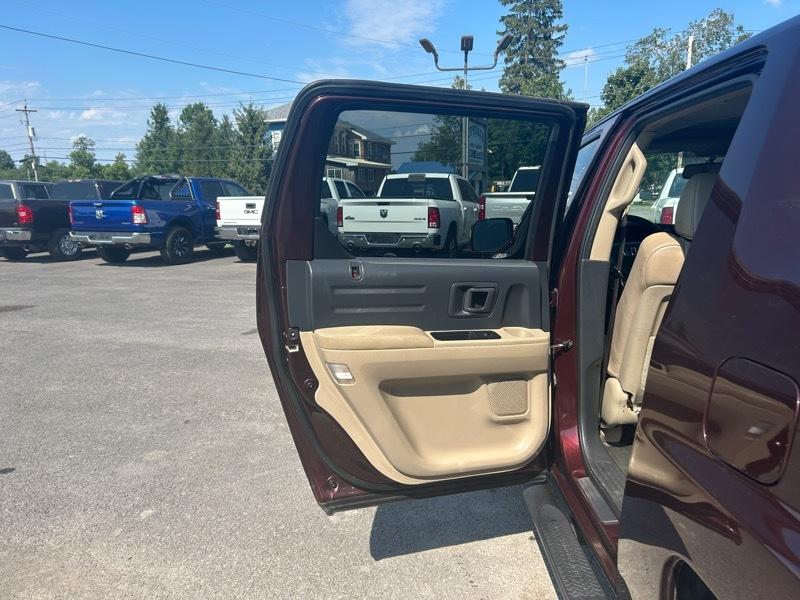 Honda Ridgeline RTL w/ Leather and Navigation 2013