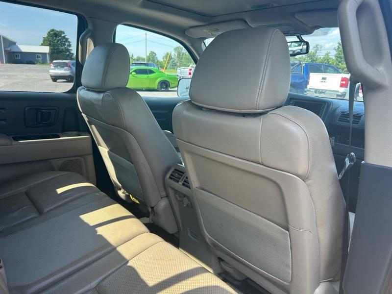 Honda Ridgeline RTL w/ Leather and Navigation 2013