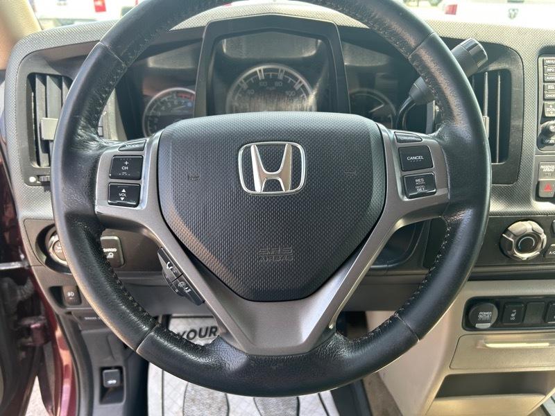 Honda Ridgeline RTL w/ Leather and Navigation 2013