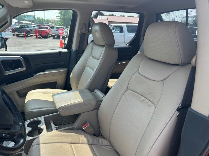 Honda Ridgeline RTL w/ Leather and Navigation 2013