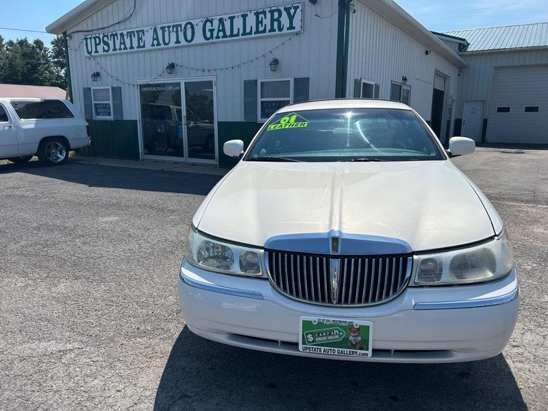 Lincoln Town Car Signature 2001