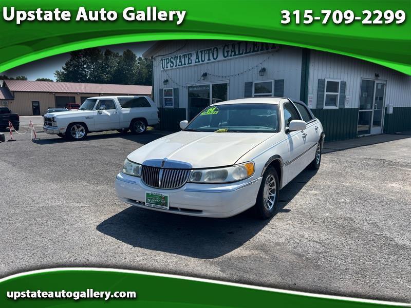 Lincoln Town Car Signature 2001