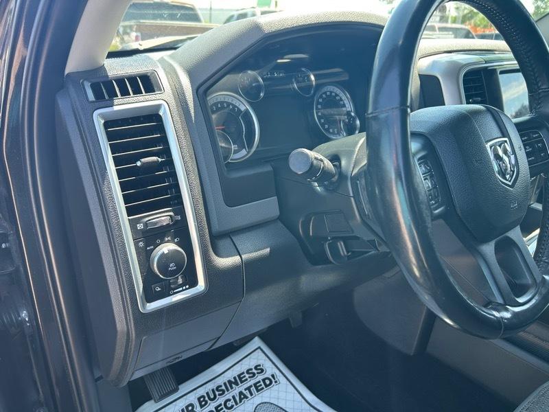 RAM 1500 Big Horn Crew Cab 4WD 2018