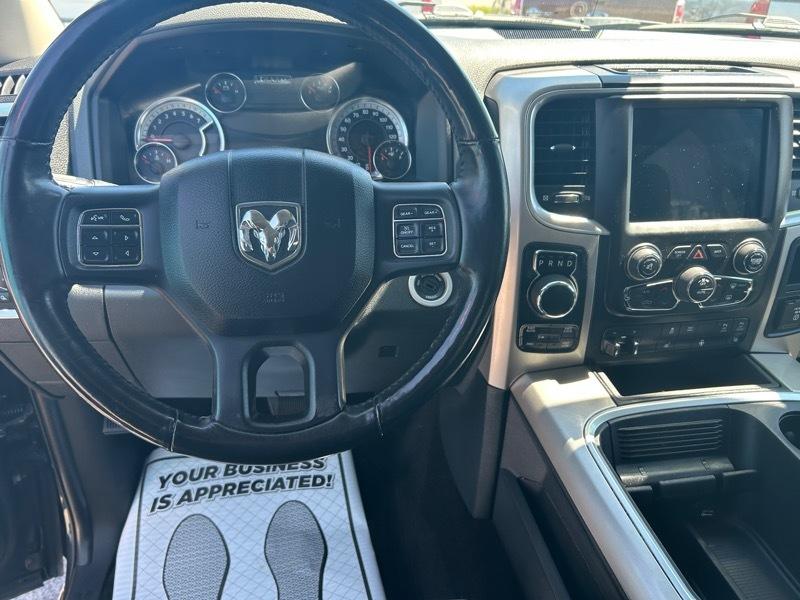 RAM 1500 Big Horn Crew Cab 4WD 2018