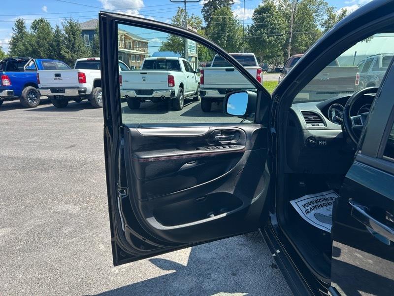 Dodge Grand Caravan R/T 2015