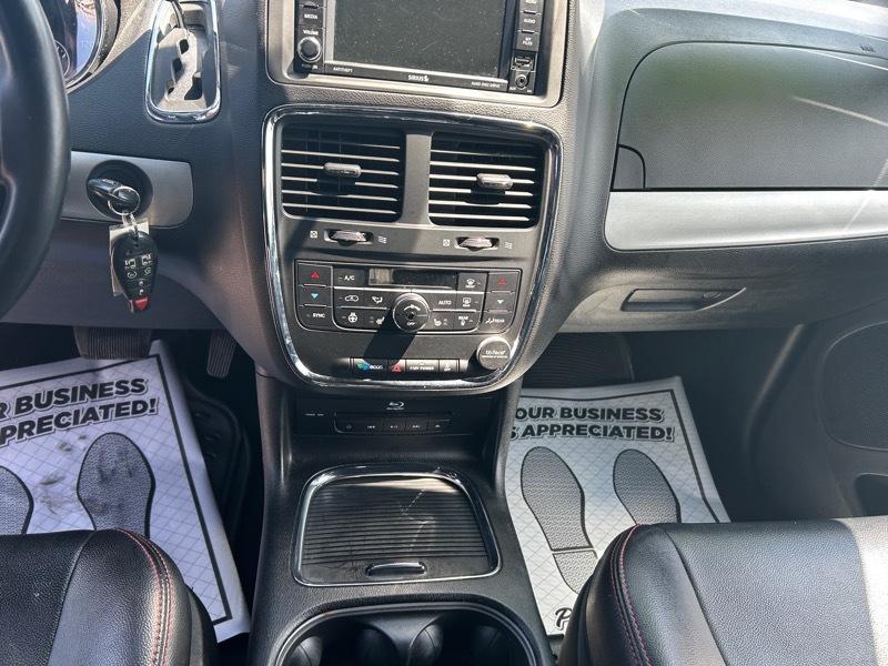 Dodge Grand Caravan R/T 2015