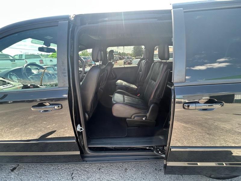 Dodge Grand Caravan R/T 2015