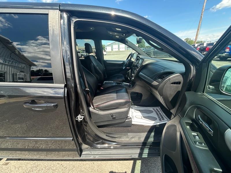 Dodge Grand Caravan R/T 2015