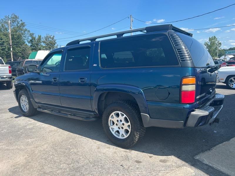 Chevrolet Suburban 1500 4WD 2005
