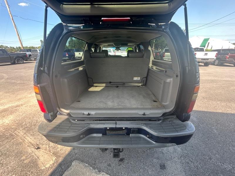 Chevrolet Suburban 1500 4WD 2005