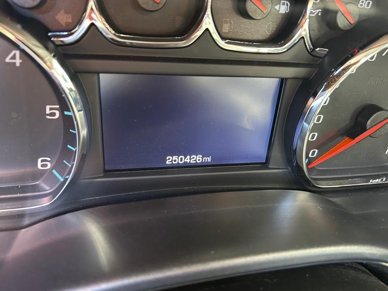 GMC Sierra 2500HD SLT Crew Cab 4WD 2017
