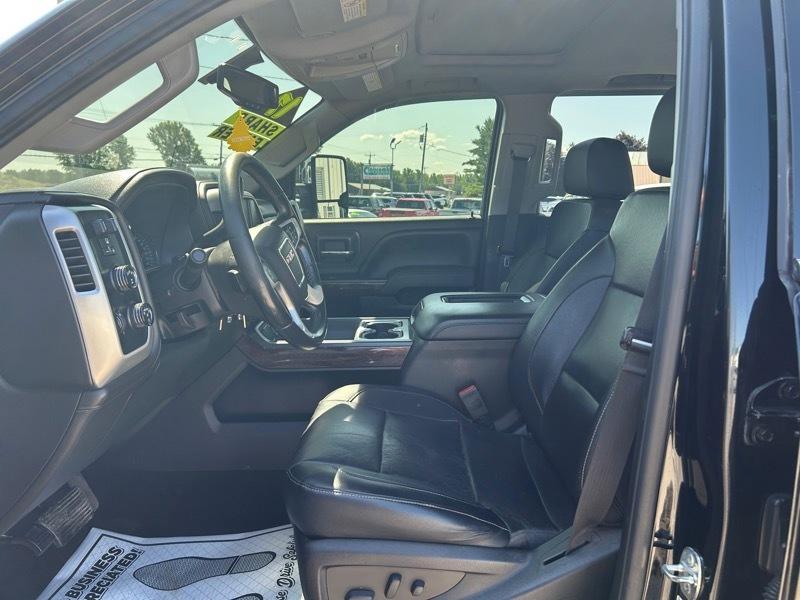 GMC Sierra 2500HD SLT Crew Cab 4WD 2017