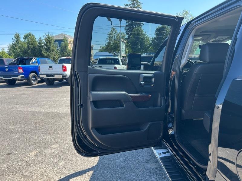 GMC Sierra 2500HD SLT Crew Cab 4WD 2017