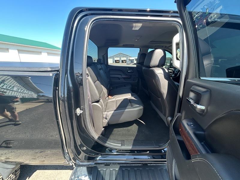 GMC Sierra 2500HD SLT Crew Cab 4WD 2017